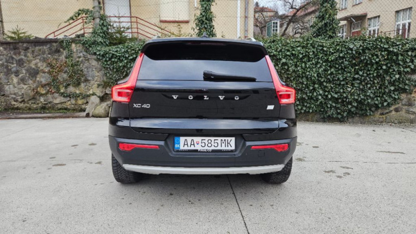 volvo-xc40-volvo-xc40-t4-recharge-plug-in-hybrid-big-3