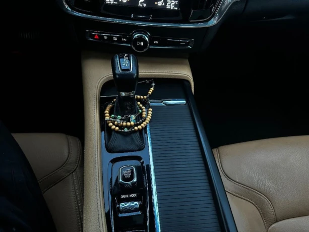 volvo-v90-cross-country-big-2
