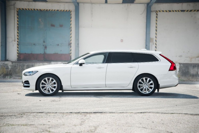 volvo-v90-d3-20l-momentum-at-110kw150hp-a8-big-0