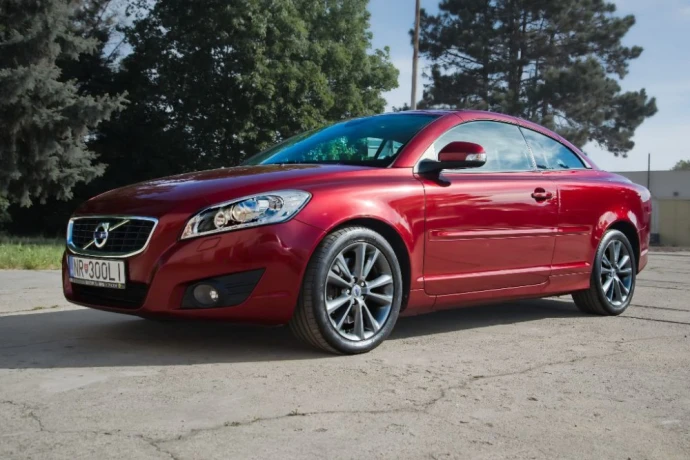 volvo-c70-cabrio-d3-summum-big-0