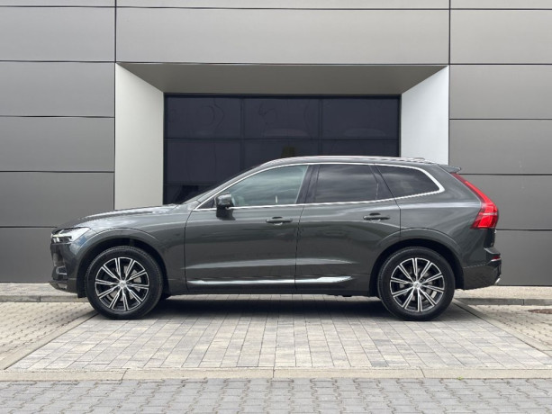 volvo-xc60-t5-inscription-at8-awd-big-3
