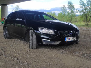 volvo-v60-d4-20l-drive-e-base-geartronic-133kw181hp-a8