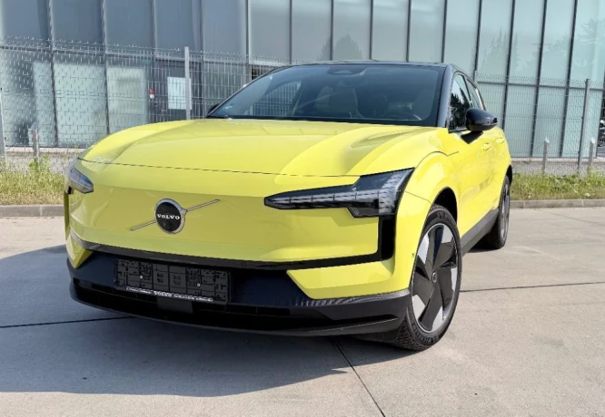 volvo-ex30-ultra-extended-range-64kwh-big-0