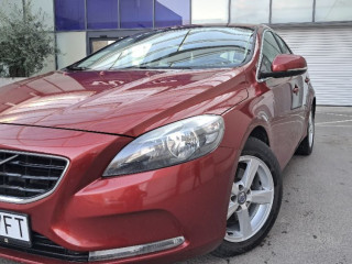 volvo-v40-2014-16-diesel-automat