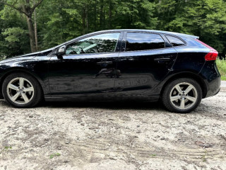 volvo-v40-d2-momentum-84kw115hp-m6