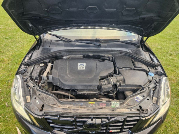 volvo-xc60-d5-151kw-awd-base-151kw205hp-m6-big-3