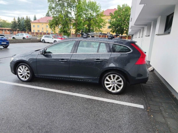 volvo-v60-16-diesel-d2-85kw-115k-big-1