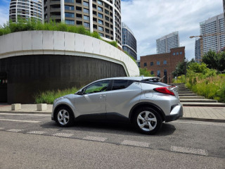 toyota-c-hr-18-hybrid-executive-e-cvt-fwd-72kw98hp-a1