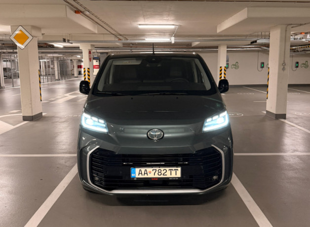 toyota-proace-toyota-proace-verso-20-d-8at-family-8s-executive-rv-2025-big-0