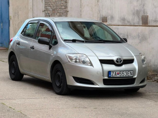 toyota-auris-14-i-vvt-i-sol-71kw96hp-m5
