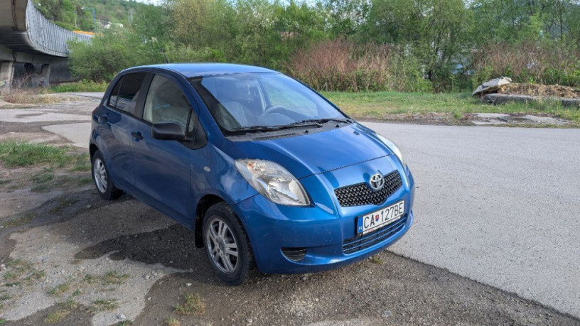 toyota-yaris-10-vvt-i-base-cool-51kw69hp-m5-big-0
