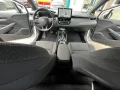toyota-corolla-18-hatchback-small-0