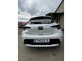 toyota-corolla-18-hatchback-small-3