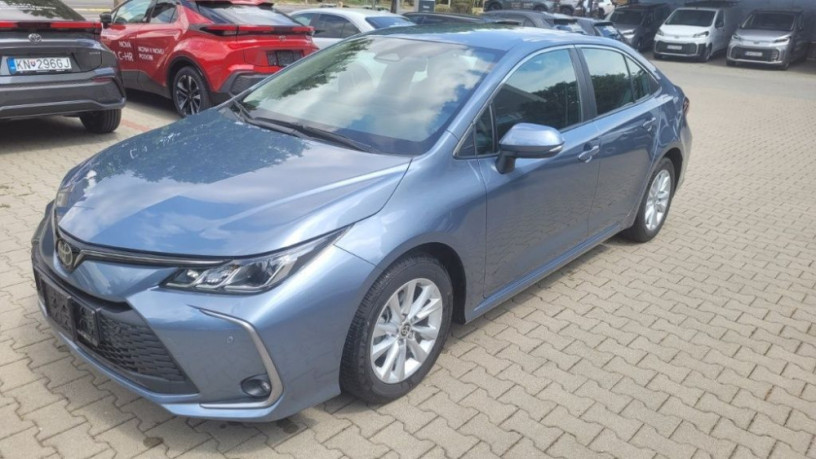 toyota-corolla-sedan-15-125k-comfort-tech-packet-big-3