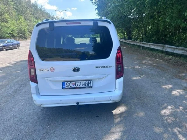 toyota-proace-city-verso-7-miest-family-7-comfort-big-1
