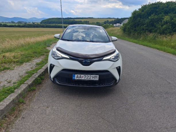 toyota-c-hr-18-hybrid-executive-e-cvt-72kw98hp-a1-big-2