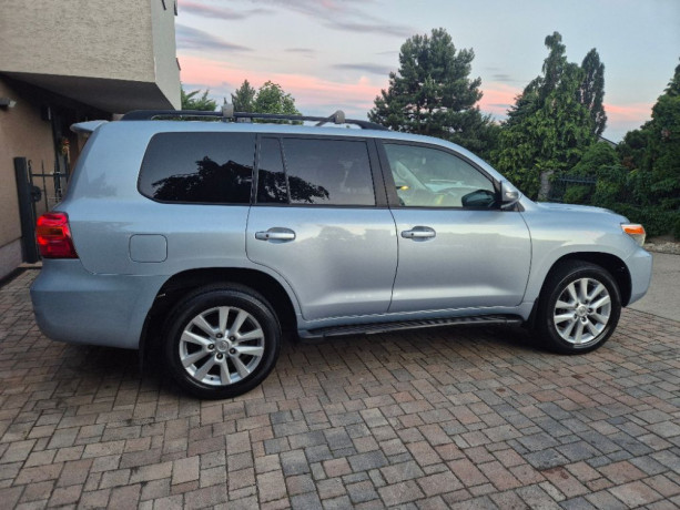 toyota-land-cruiser-v8-45-i-d-4d-lux-200kw272hp-a6-big-0