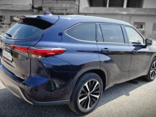 toyota-highlander-25-hybrid-dynamic-force-comfort-awd-e-cvt-139kw190hp-a1