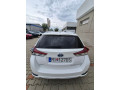 toyota-auris-18-i-vvt-i-hybridsd-executive-73kw99hp-a1-small-1