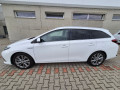 toyota-auris-18-i-vvt-i-hybridsd-executive-73kw99hp-a1-small-0