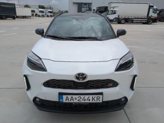toyota-yaris-cross-mc24-15-hev-130-cvt-2x4-gr-sport