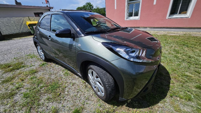 toyota-aygo-x-10-vvt-i-automat-v-zaruke-big-1
