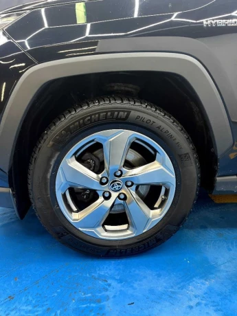 toyota-rav4-25-hybrid-e-cvt-executive-awd-131kw176hp-a1-big-3