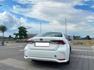 toyota-corolla-sedan-corolla-18-hybrid-e-cvt-active-72kw97hp-a1