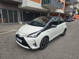 toyota-yaris-hybrid