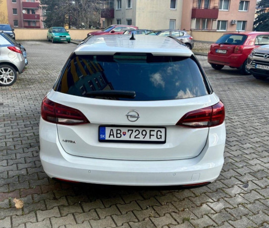 opel-astra-sport-tourer-astra-st-15-cdti-122k-ultimate-at9-90kw122hp-a9-big-2