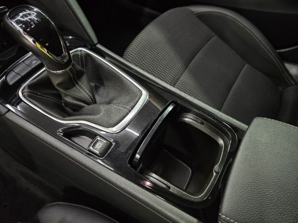 opel-insignia-st-opel-insignia-st-20-cdti-4x4-innovation-bose-intellilux-1maj-big-1