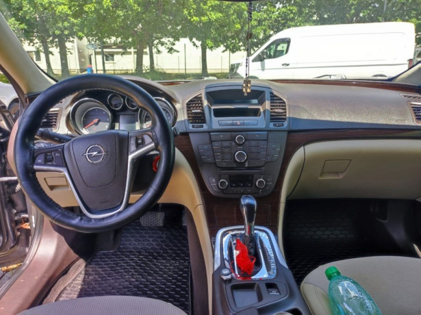 opel-insignia-st-insignia-20-cdti-160k-edition-at-118kw160hp-a6-big-2