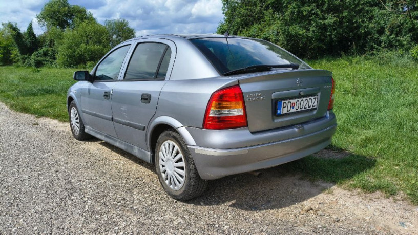 opel-astra-classic-14-16v-66kw90hp-m5-big-1