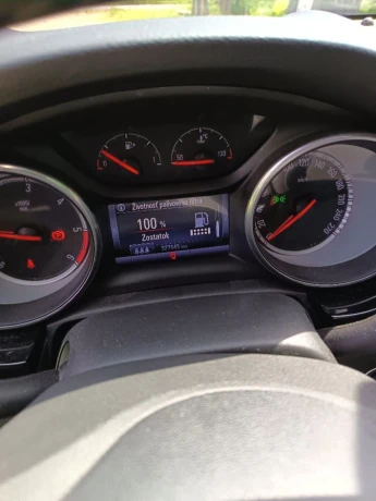 opel-astra-sport-tourer-astra-st-16-cdti-ss-136k-dynamic-100kw136hp-m6-big-2
