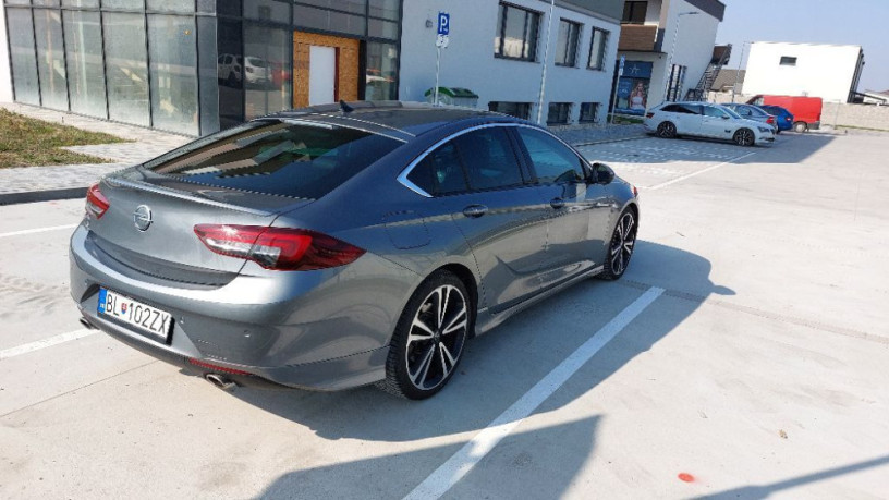 opel-insignia-20-cdti-ss-exclusive-4x4-at8-154kw210hp-a8-opcline-big-3