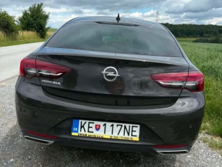 opel-insignia-20-turbo-ss-ultimate-at-147kw200hp-a9