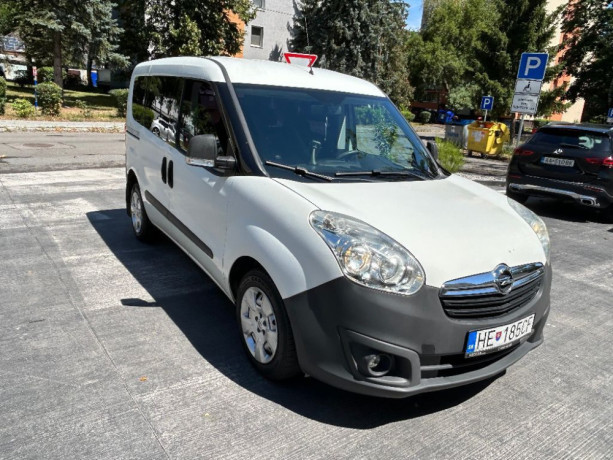 opel-combo-van-13-cdti-ecoflex-202758-km-big-1