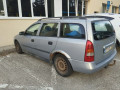 opel-astra-sport-tourer-16-small-2