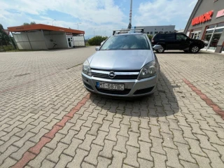 opel-astra-14-cosmo-66kw