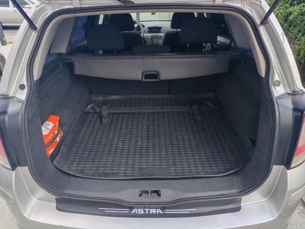 opel-astra-17-cdti-100k-cosmo-74kw100hp-m5-big-2