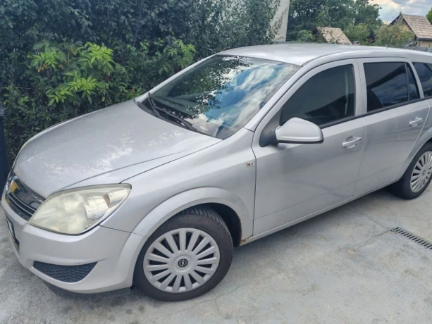 opel-astra-17-cdti-100k-cosmo-74kw100hp-m5-big-0