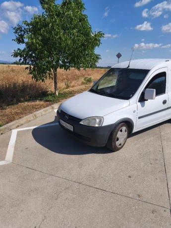 opel-combo-13-cdti-big-0