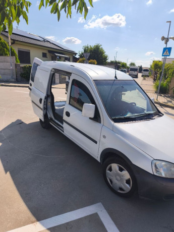 opel-combo-13-cdti-big-3