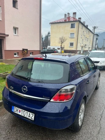 opel-astra-classic-14-16v-66kw90hp-m5-big-2