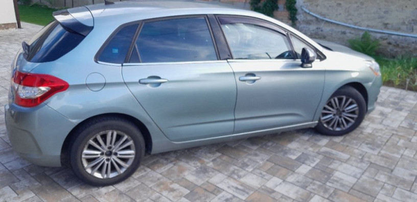 citroen-c4-16-hdi-attraction-68kw92hp-m5-big-2