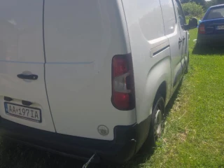 citroen-berlingo-van
