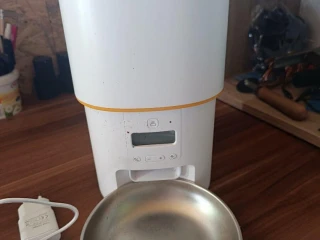 predam-automaticke-krmitko