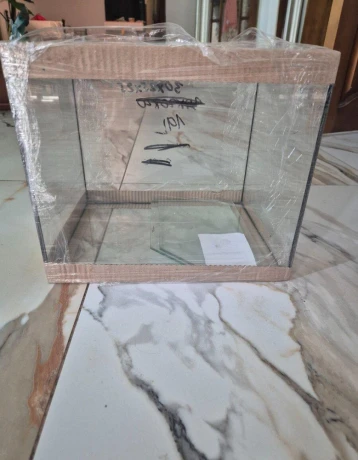 akvarium-30x25x25cm-nove-big-0