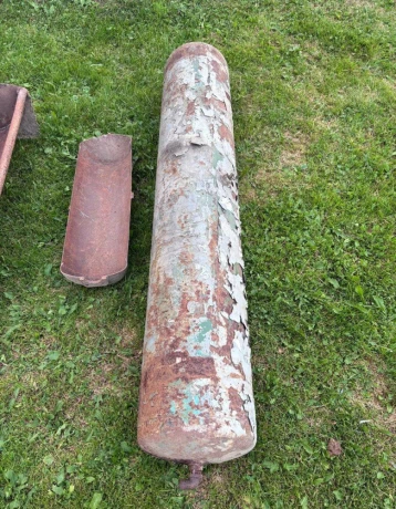zelezne-zlabky-a-tlakova-nadoba-big-3