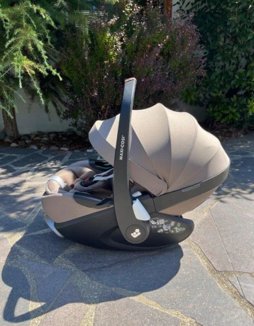 autosedacka-maxi-cosi-pebble-360-pro-2-i-size-2025-big-1